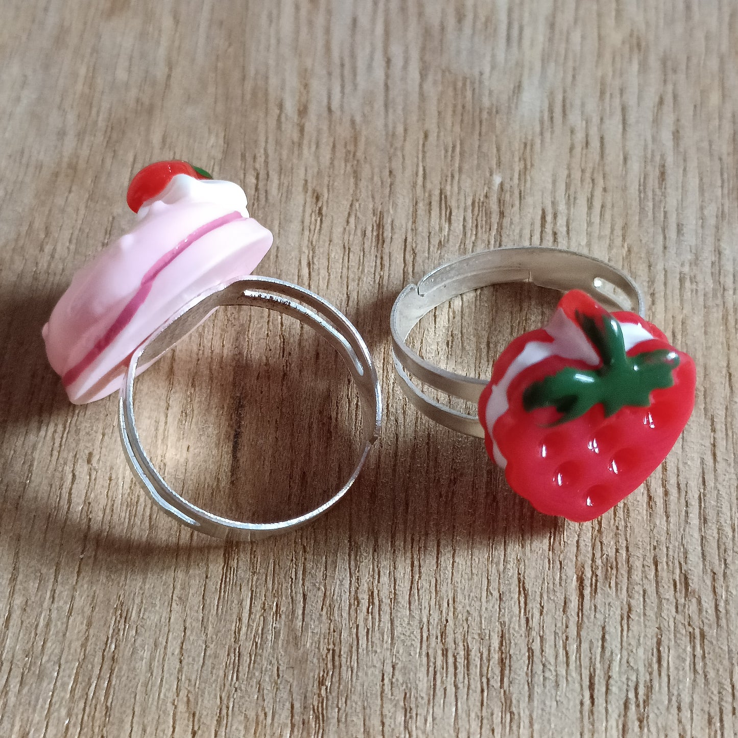 IN STOCK SET of 5 Strawberry rings