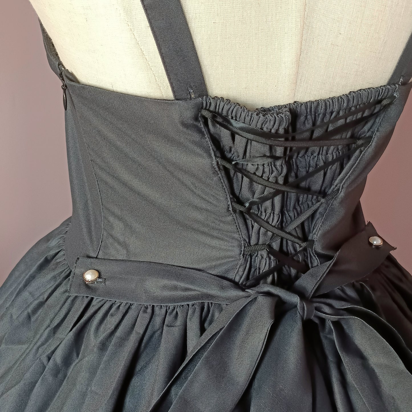 IN STOCK le bâtiment