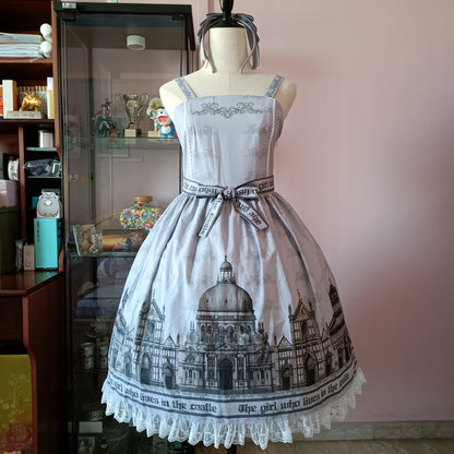 IN STOCK The Girl who lives in the Castle